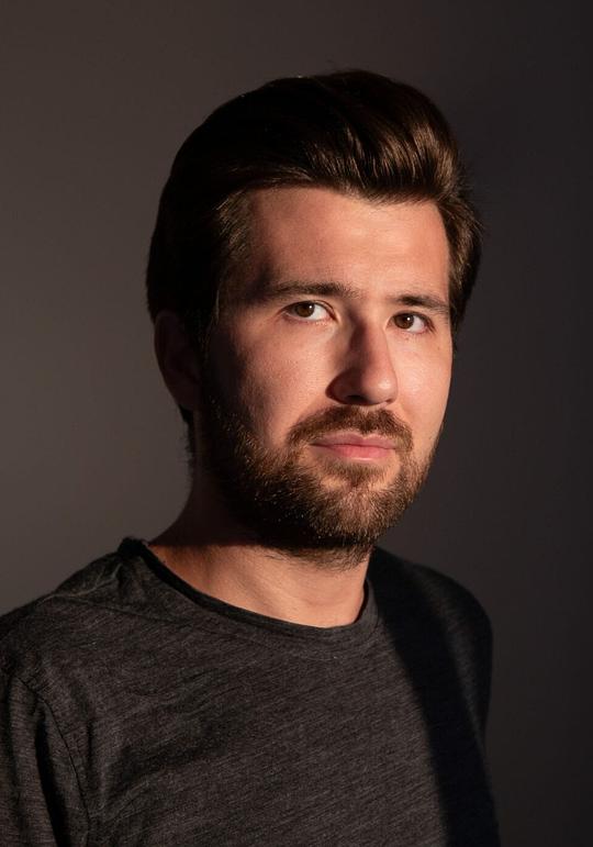 吉安卢卡·桑托尼 Gianluca Santoni照片