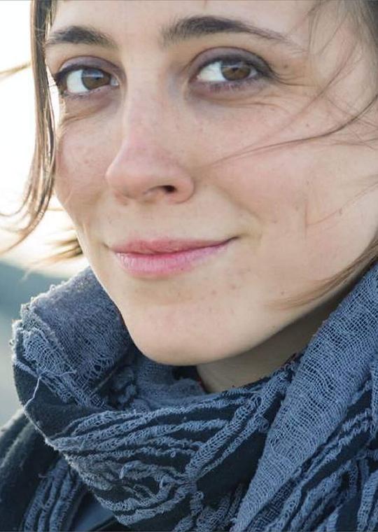 米凯拉·斯特拉涅罗 Michela Straniero照片