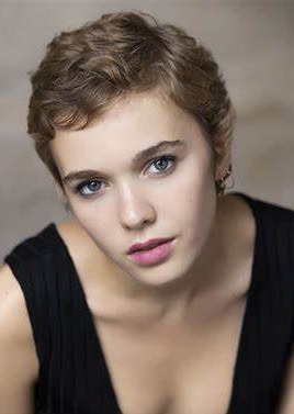 卡洛琳娜·萨拉 Carolina Sala照片