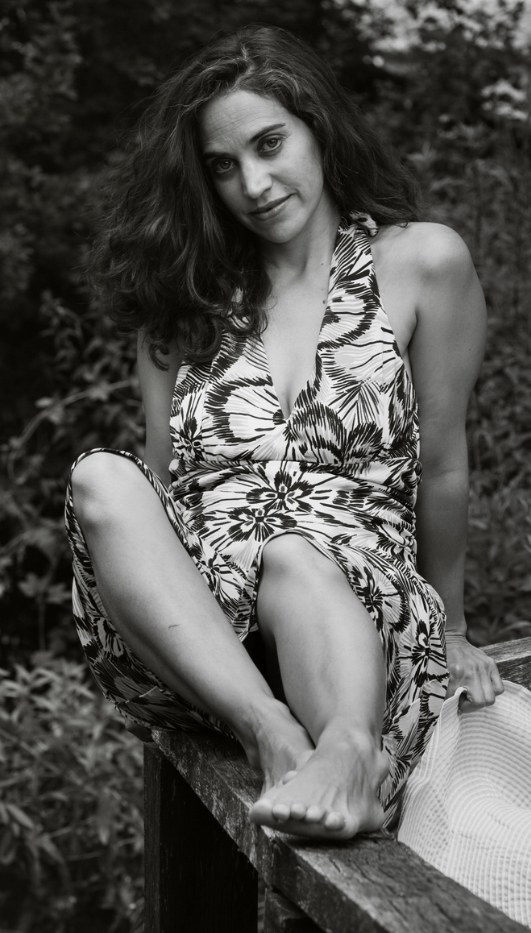 西尔维娅·加莱拉诺 Silvia Gallerano照片