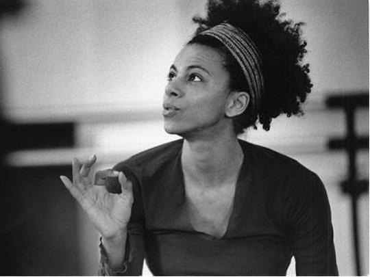 法图·特拉奥雷 Fatou Traoré照片