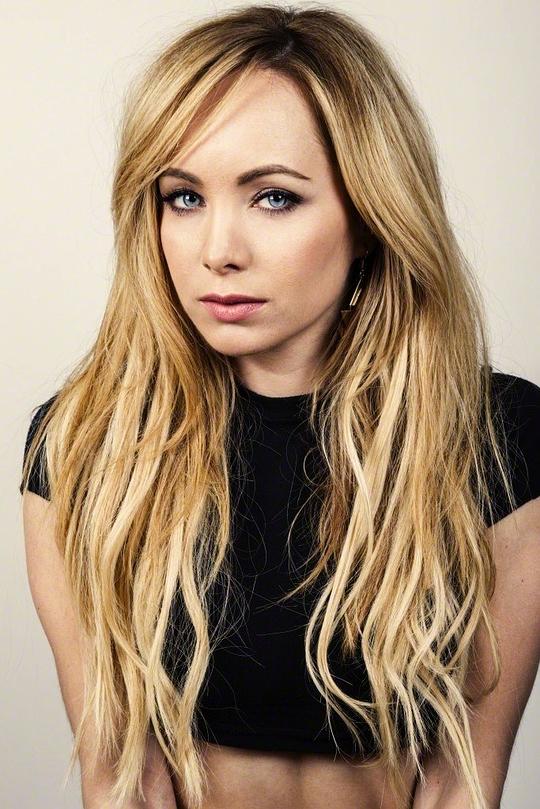 克塞尼亚·索罗 Ksenia Solo照片