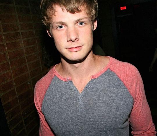 布兰登·琼斯 Brandon Jones照片