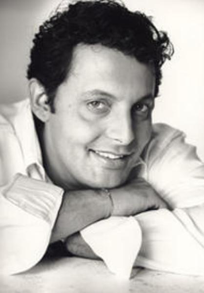 恩里科·布里尼亚诺 Enrico Brignano照片