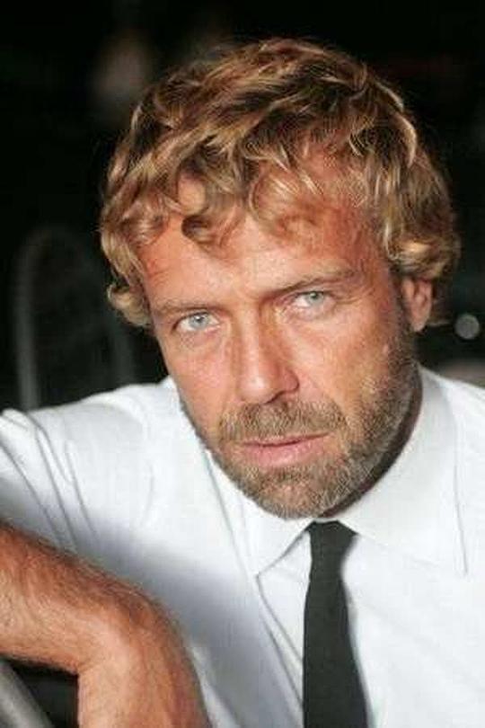 Massimo Ciavarro照片