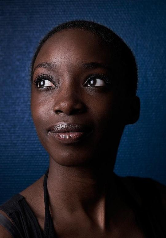 斯韦拉·埃玛蒂 Swala Emati照片