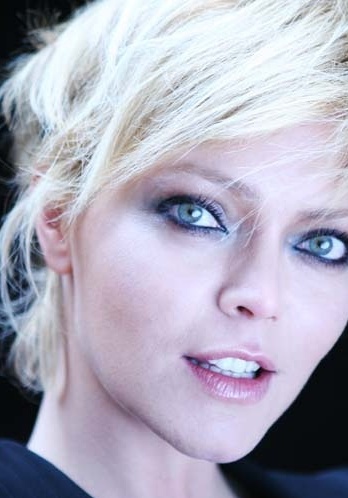 维多利亚·贝沃德拉 Vittoria Belvedere照片