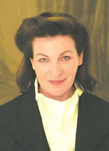 约瑟芬·哈特 Josephine Hart照片