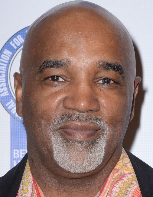 伦纳德·L·托马斯 Leonard L. Thomas照片