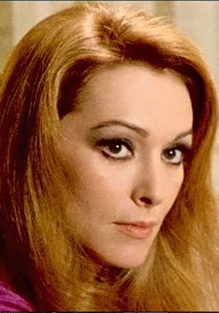 列薇思·纳瓦罗 Nieves Navarro照片