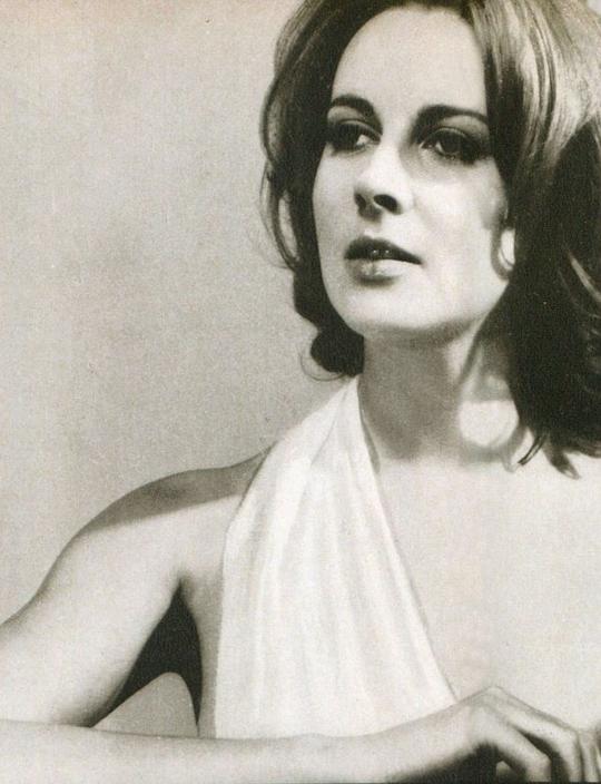 妲歌玛·拉桑德 Dagmar Lassander照片