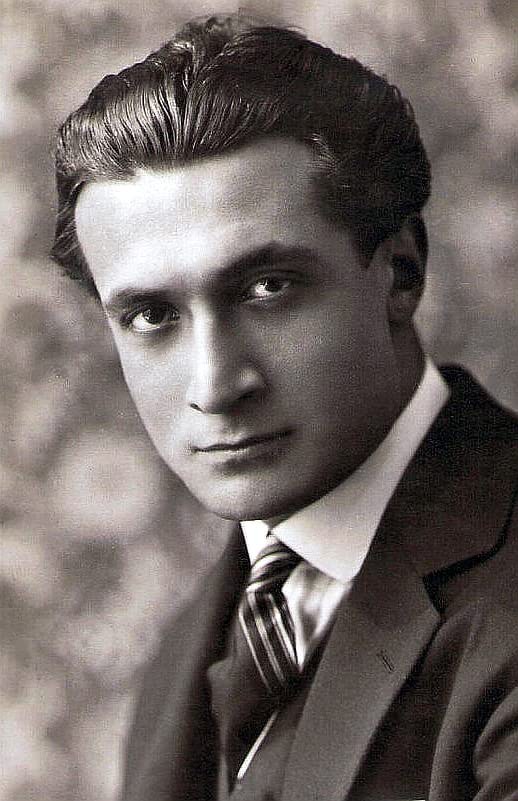 尼里奥·贝尔纳迪 Nerio Bernardi照片