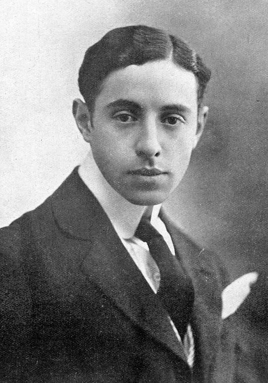 尼诺·奥克斯利亚 Nino Oxilia照片