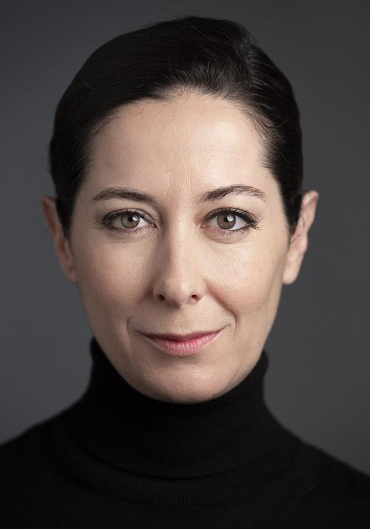 Elvira Cuadrupani照片