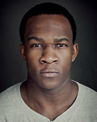 奥赛·伊克希尔 Osy Ikhile照片