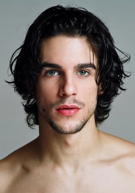 阿雷胡·苏拉斯 Alejo Sauras照片