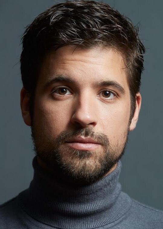 安立奎·塞万提斯 Enrique Cervantes照片