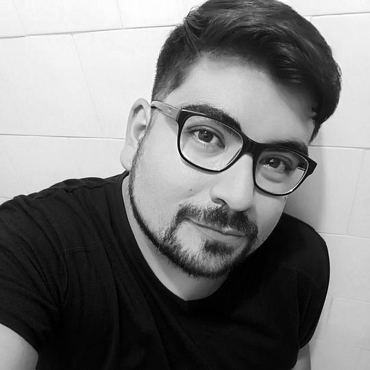 克里斯蒂安·巴伦西亚 Cristian Valencia照片