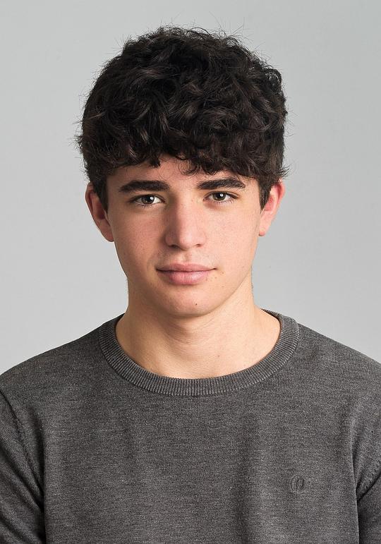 雨果·阿布斯 Hugo Arbues照片