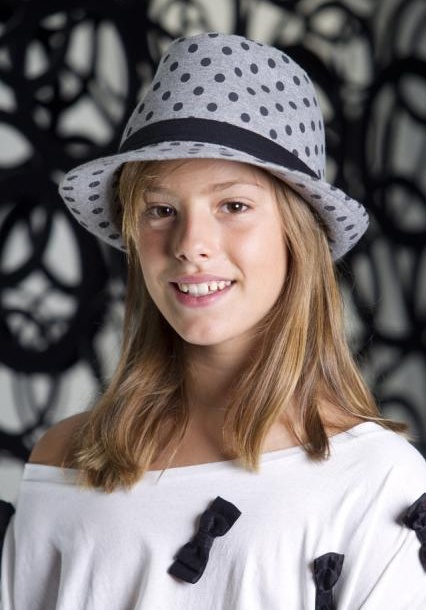 克劳迪亚·贝加 Claudia Vega照片