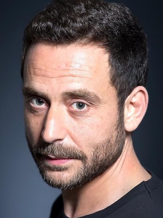 爱德华·布赫 Eduard Buch照片