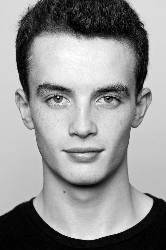 亚历克斯·伊特尔 Alex Etel照片