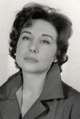 玛丽·卡里略 Mary Carrillo照片