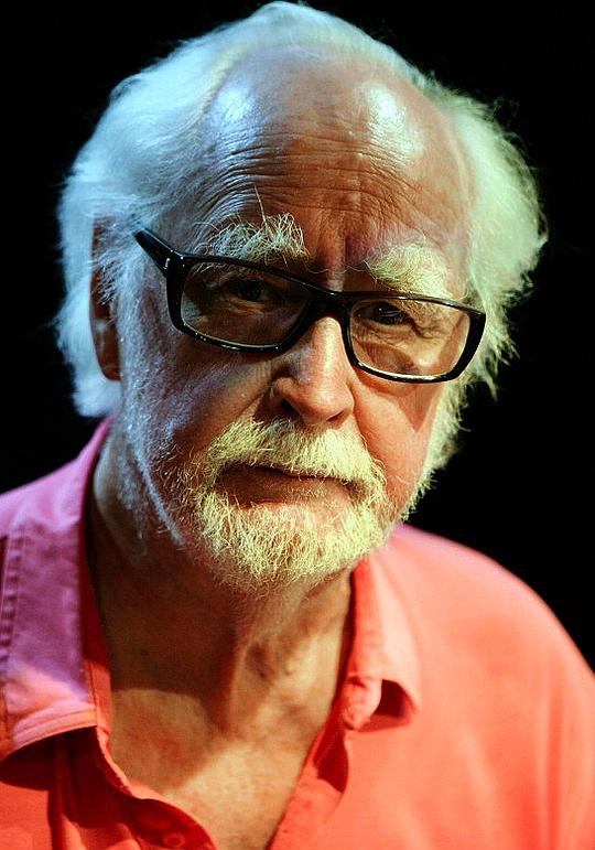 卡尔森·亨宁 Henning Carlsen照片