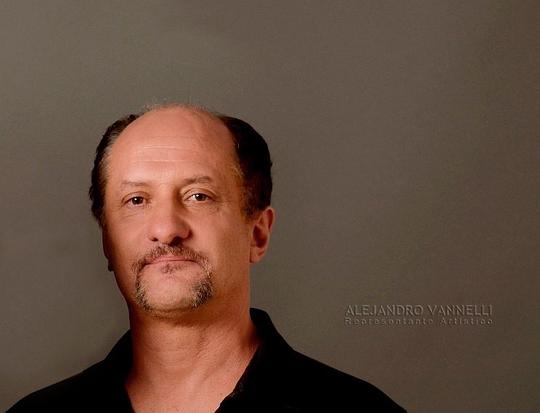 法比安·阿雷尼利亚斯 Fabián Arenillas照片