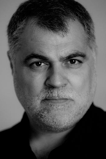 本尼托·萨姆布拉诺 Benito Zambrano照片