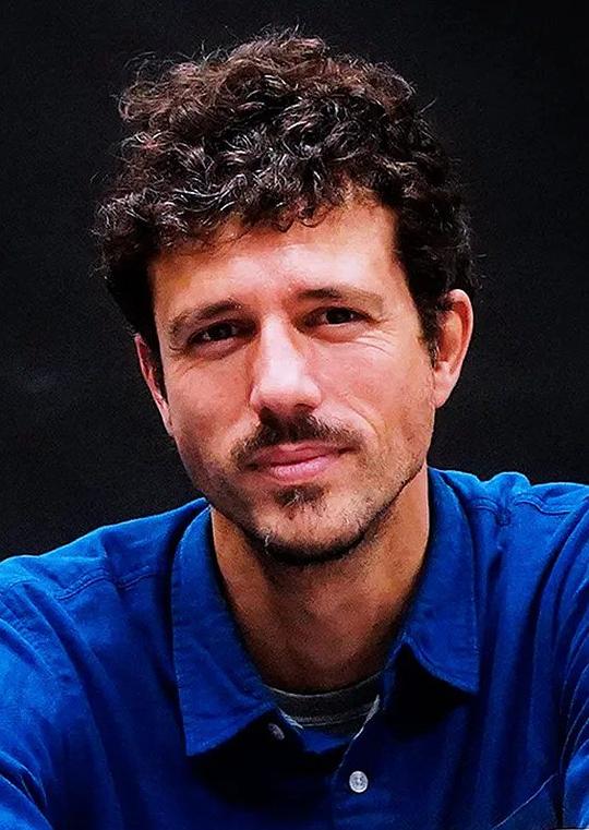 路易斯·帕提诺 Lois Patiño照片