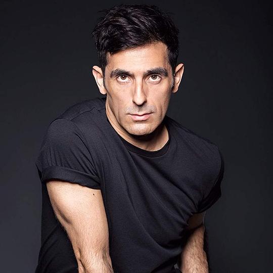 米洛·塔波阿达 Milo Taboada照片