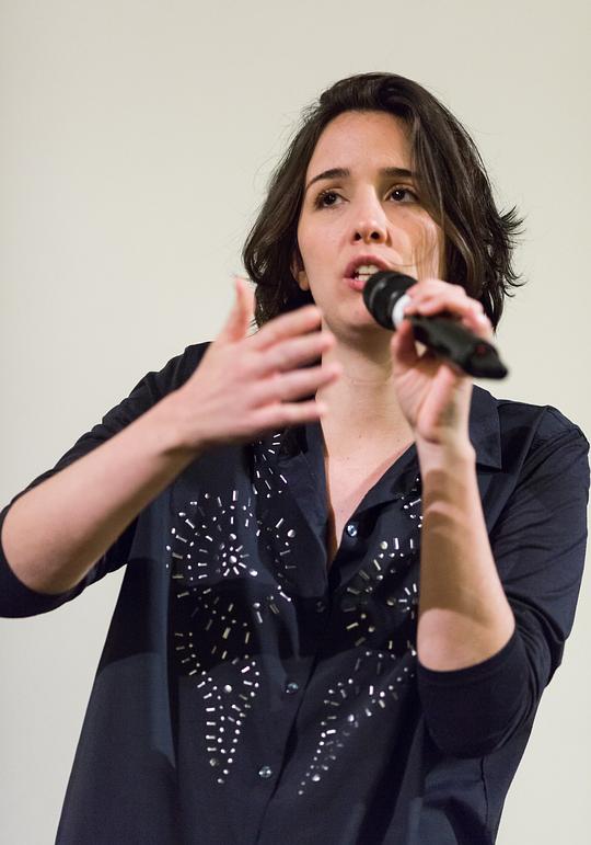 安东内拉·苏达西·弗尼斯 Antonella Sudasassi Furniss照片