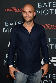 F·贾维尔·古铁雷斯 F. Javier Gutiérrez照片