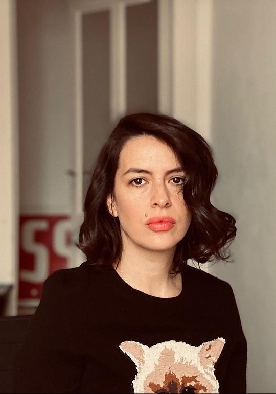 克劳迪亚·雷尼克 Klaudia Reynicke照片