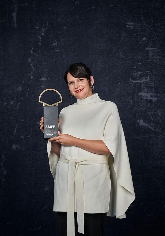 贾伊恩·坎博尔达 Jaione Camborda照片