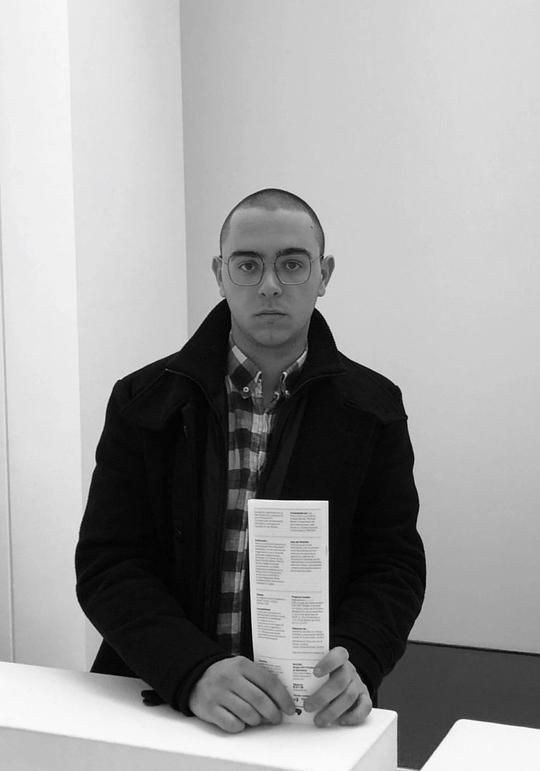 马克·卡马多斯 Marc Camardons照片