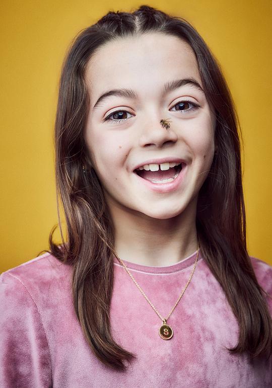 索菲娅·奥特罗 Sofía Otero照片