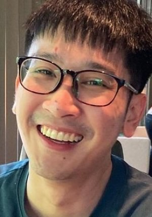 瓦苏红·皮娅罗姆娜 Vasudhorn Piyaromna照片