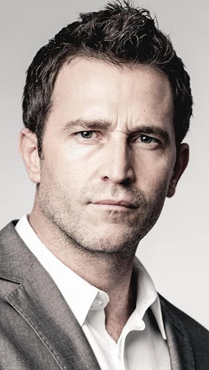 费尔南多·吉尔 Fernando Gil照片