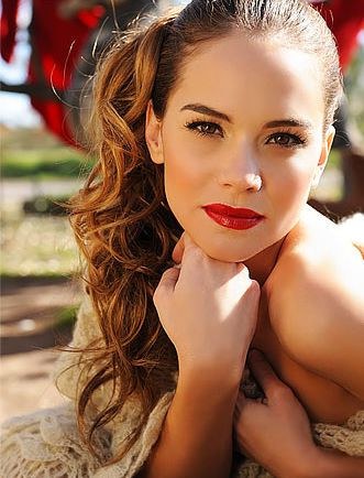 卢兹·西普里奥塔 Luz Cipriota照片