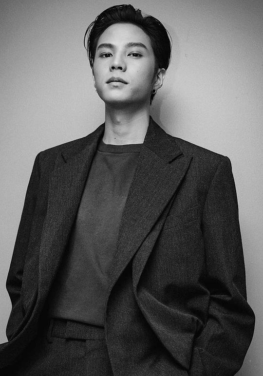 提顶·玛哈由踏纳 Thiti Mahayotaruk照片