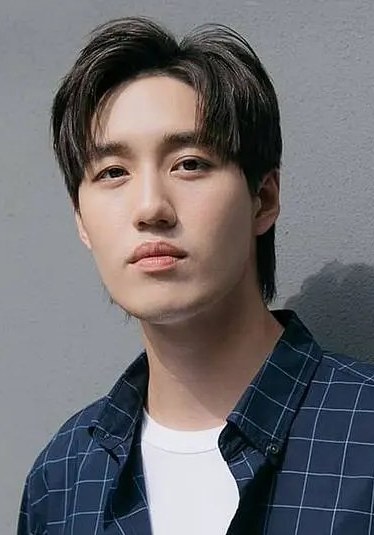 塔纳波·里拉塔纳卡邹 Thanapob Leeratanakachorn照片