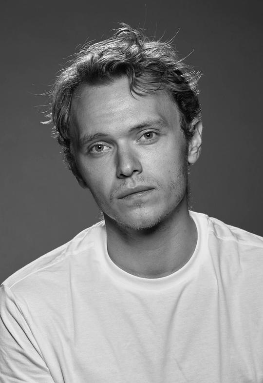 吉勒斯·吉尔里 Gilles Geary照片