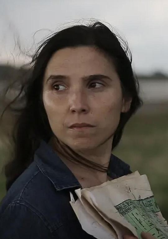 劳拉·帕雷德斯 Laura Paredes照片