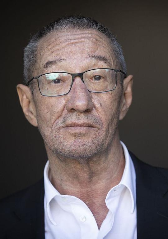 卡洛斯·博耶罗 Carlos Boyero照片