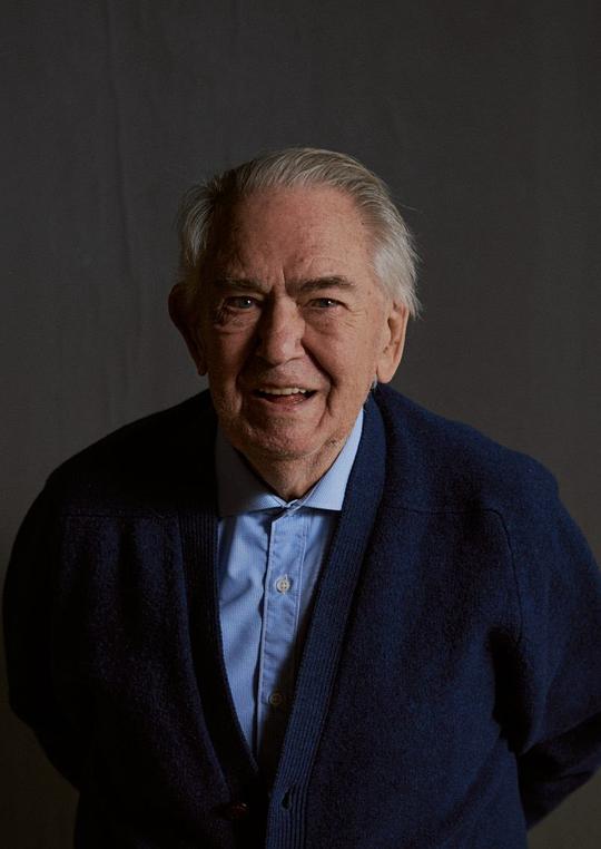 胡安·马林 Juan Mariné照片