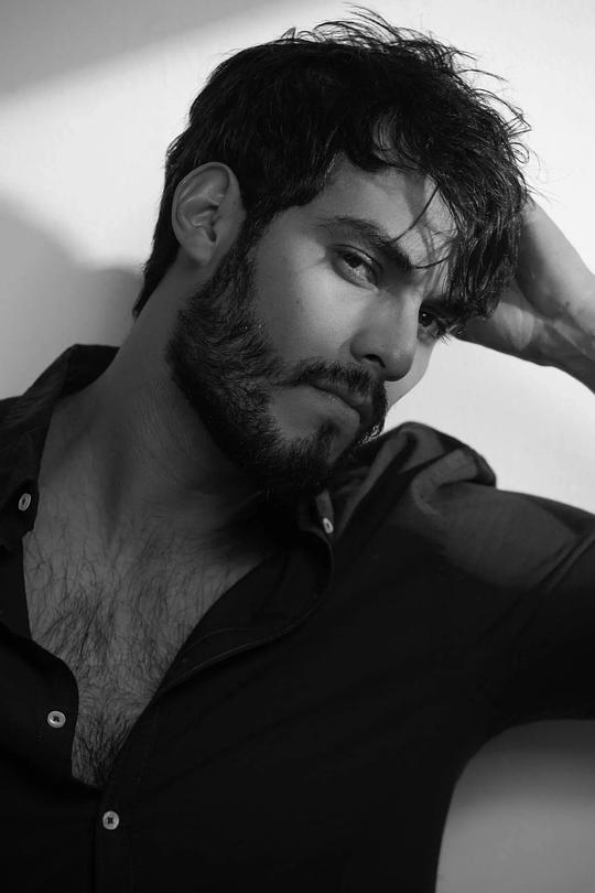 雨果·卡塔兰 Hugo Catalán照片