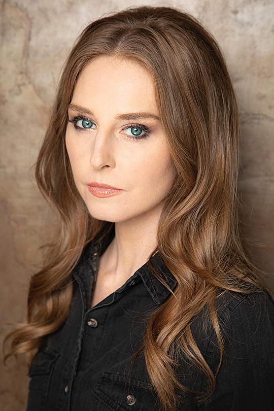 托尼娅·科妮斯 Tonya Cornelisse照片