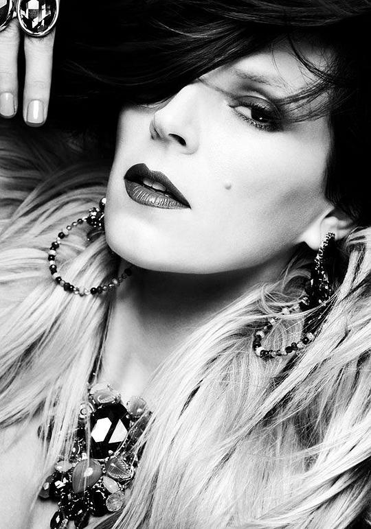 比姆芭·波塞 Bimba Bosé照片